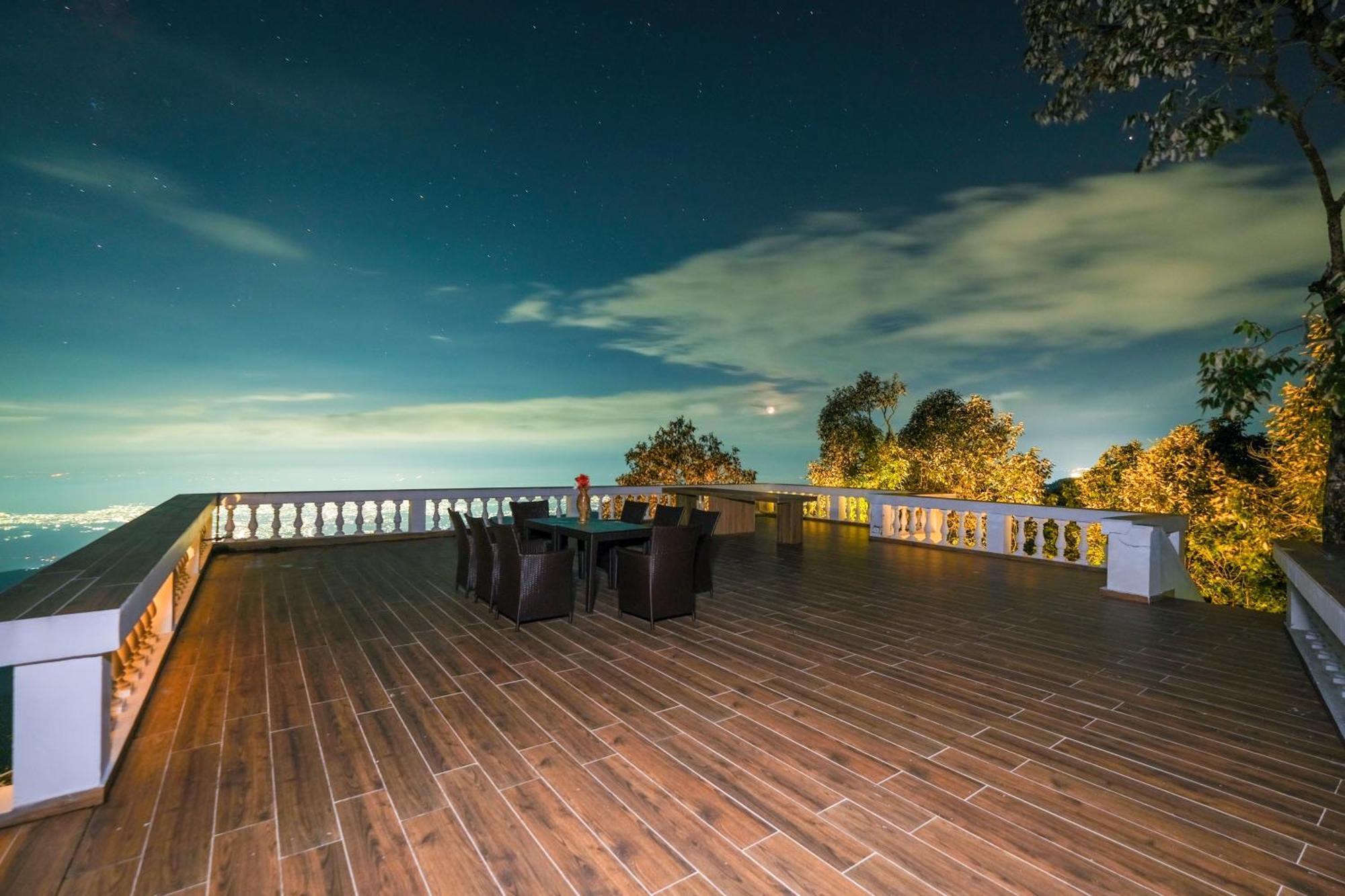 Jhs Estate By Just Homestay Масурі Екстер'єр фото