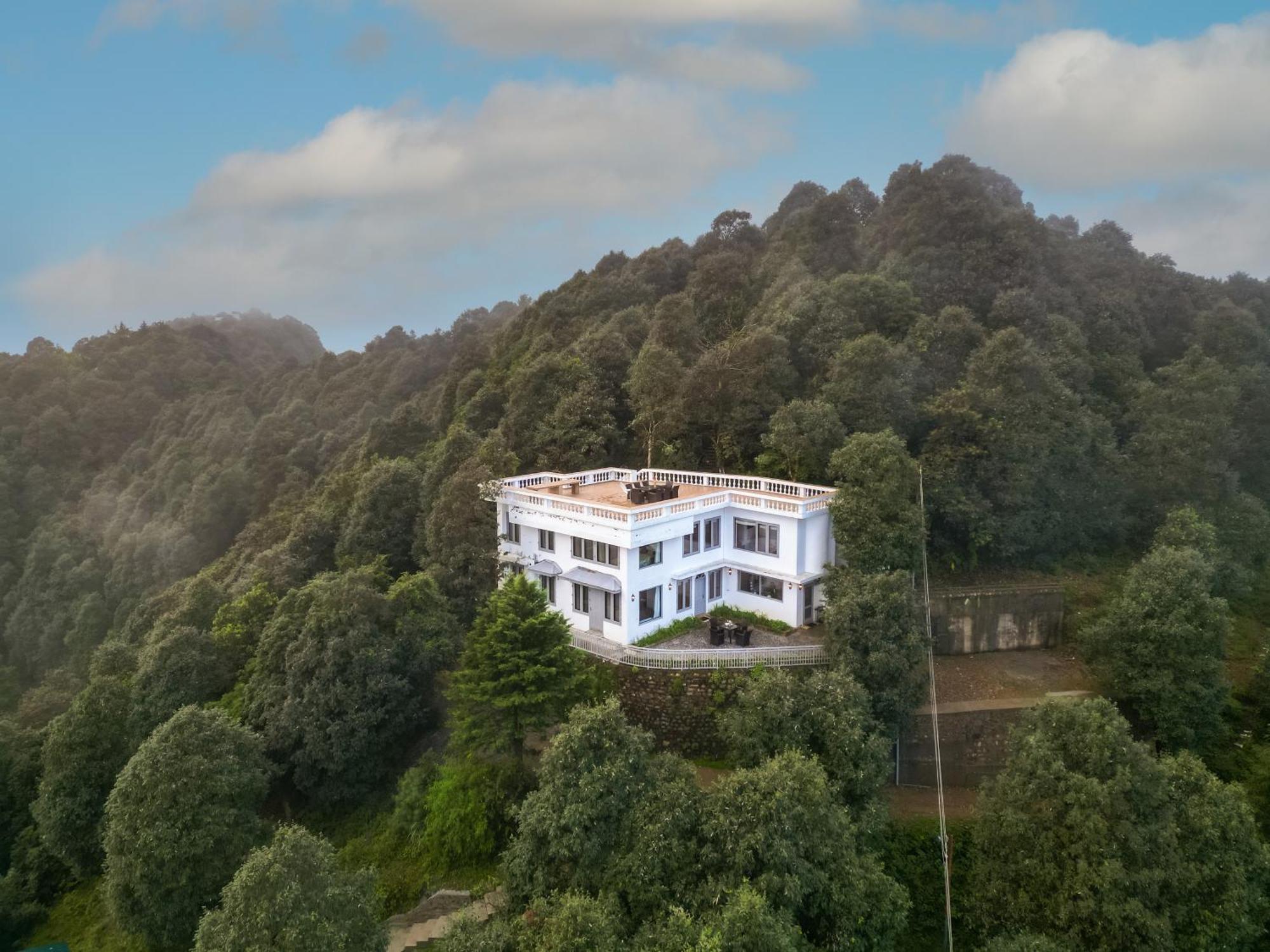 Jhs Estate By Just Homestay Масурі Екстер'єр фото